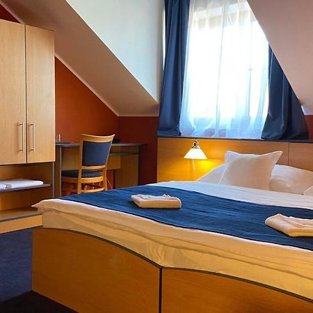 Hotel U Milina ภายนอก รูปภาพ