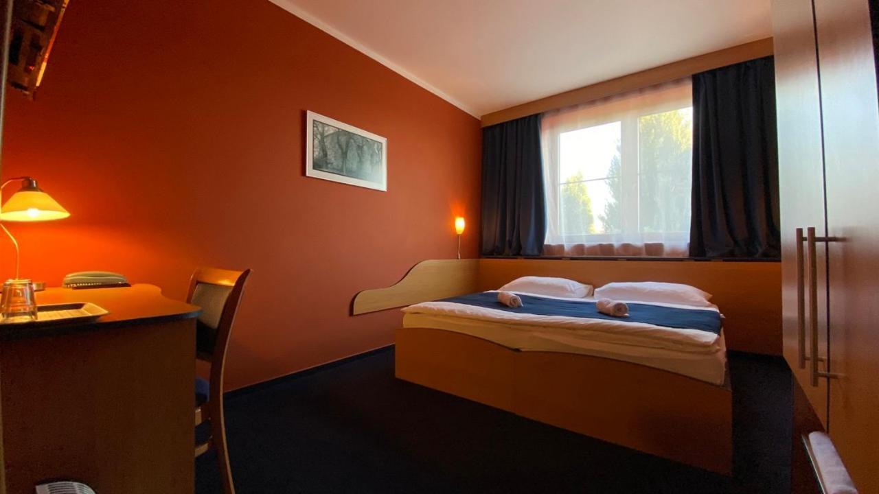 Hotel U Milina ภายนอก รูปภาพ
