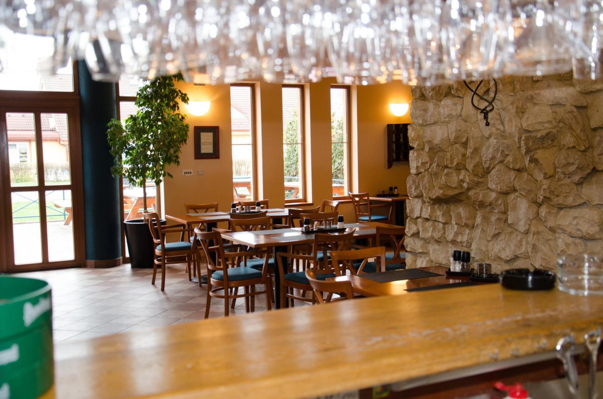 Hotel U Milina ภายนอก รูปภาพ